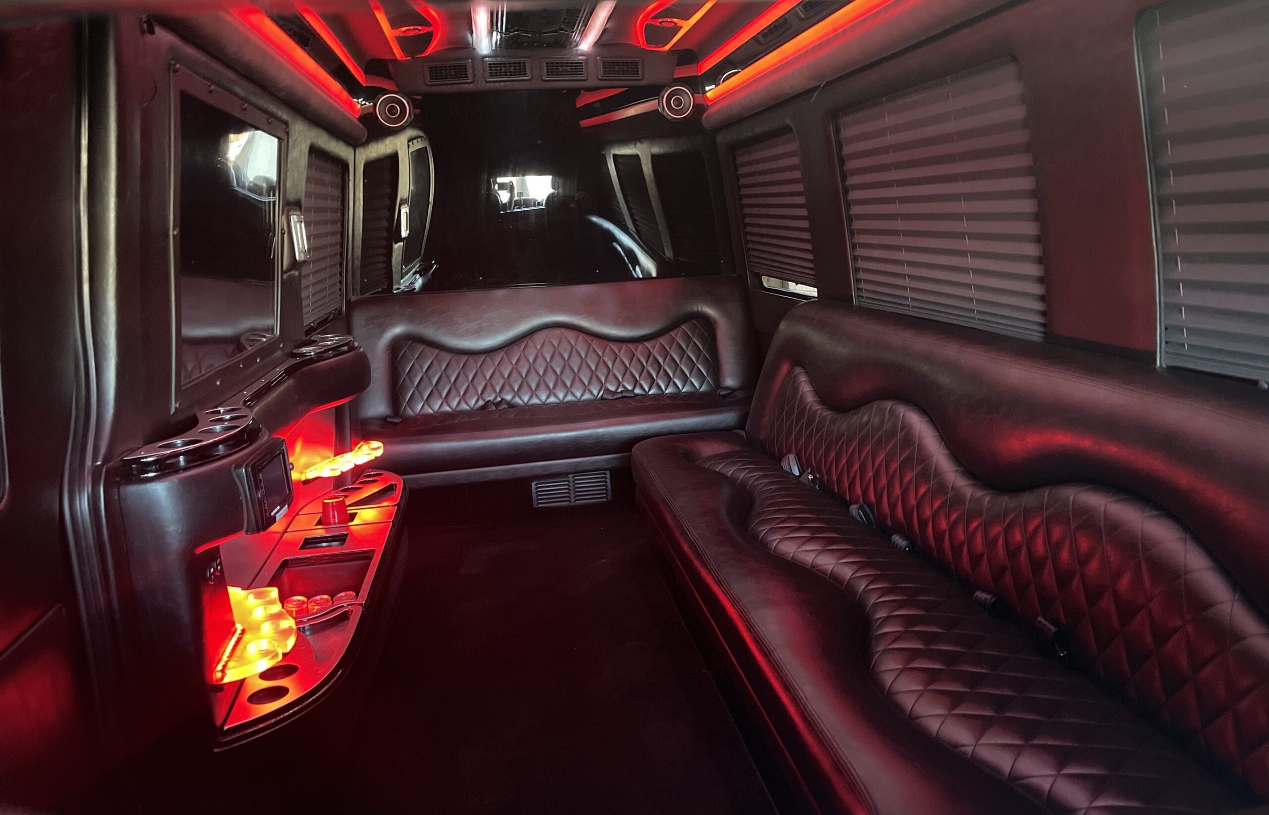 12 PAX MB SPRINTER LIMO PARTY BUS 1 scaled 1339f990