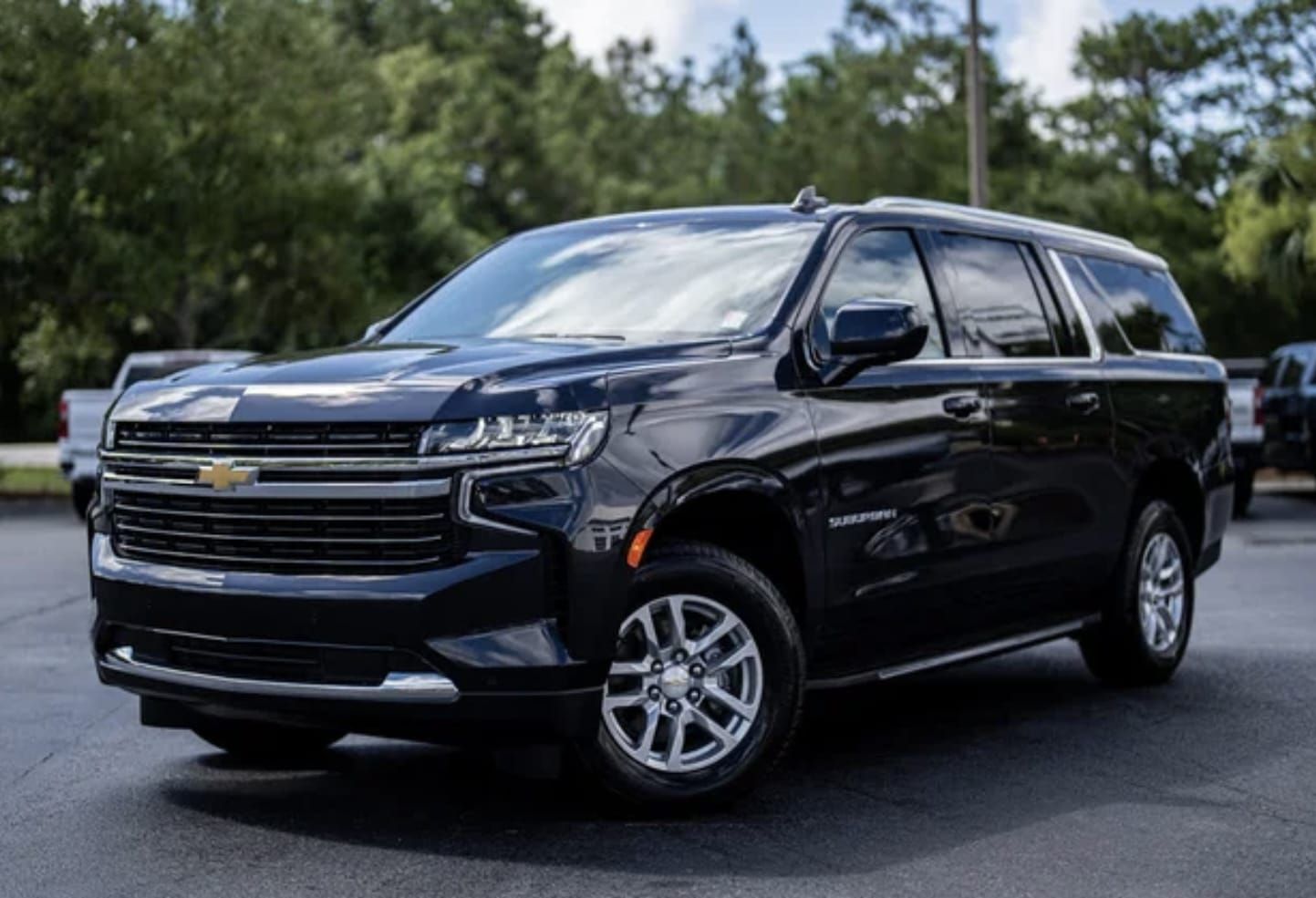Luxury SUV 3 2020 CHEVROLET SUBURBAN e361f6f2
